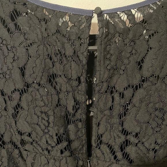 Elegant Boden Black Fitted Lace Top Women’s 6/Small - Picture 6 of 14